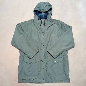Vintage Woolrich Women’s Hooded Parka Jacket Size XL Green Chore Barn Field Coat